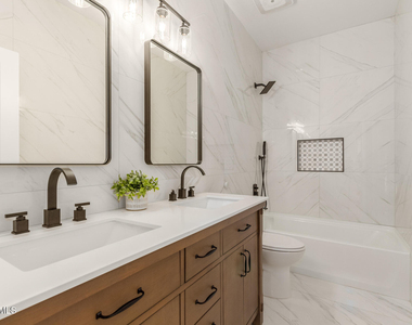 6404 W Black Hill Road - Photo Thumbnail 20