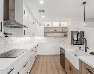 6404 W Black Hill Road - Photo Thumbnail 14