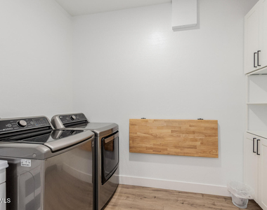 6404 W Black Hill Road - Photo Thumbnail 22