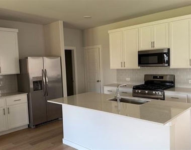 865 River Lane - Photo Thumbnail 4