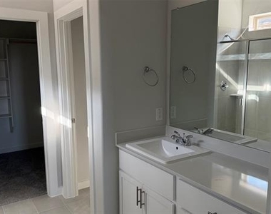 865 River Lane - Photo Thumbnail 9