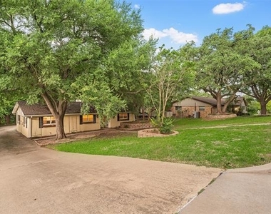 518 Fairway Road - Photo Thumbnail 23