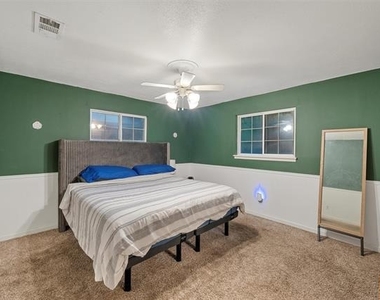 518 Fairway Road - Photo Thumbnail 15