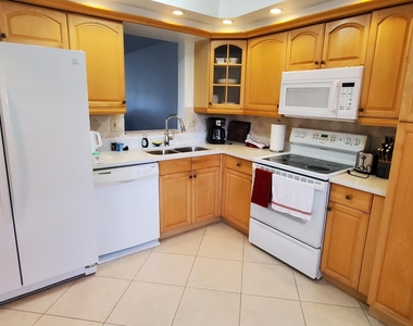 260 Nw 76th Avenue - Photo Thumbnail 2