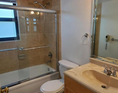 260 Nw 76th Avenue - Photo Thumbnail 11