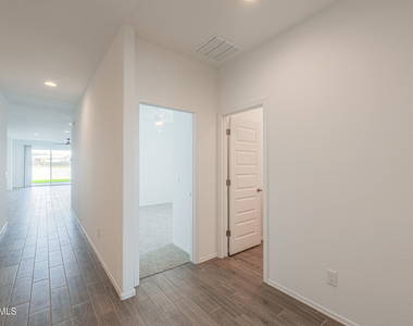 22069 N Dawn View Drive - Photo Thumbnail 20
