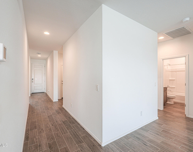 22069 N Dawn View Drive - Photo Thumbnail 21