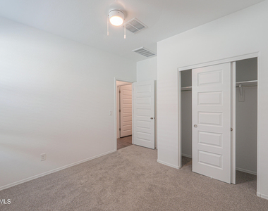 22069 N Dawn View Drive - Photo Thumbnail 28