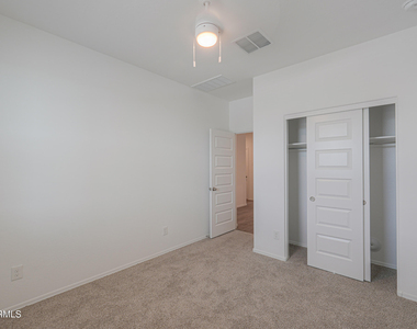 22069 N Dawn View Drive - Photo Thumbnail 18