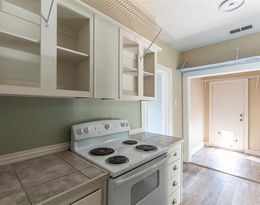 949 Palm Street - Photo Thumbnail 14