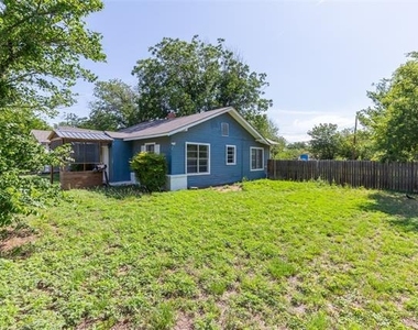 949 Palm Street - Photo Thumbnail 3