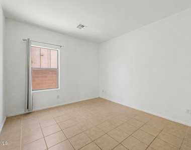 13271 W Clarendon Avenue - Photo Thumbnail 25