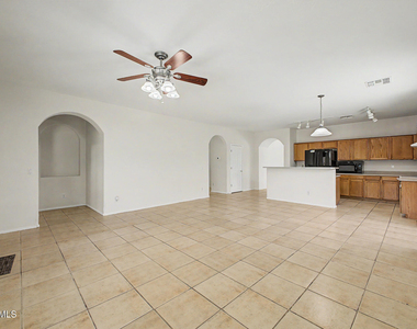 13271 W Clarendon Avenue - Photo Thumbnail 8