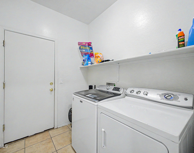 13271 W Clarendon Avenue - Photo Thumbnail 27