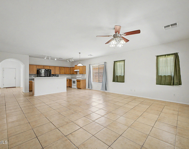 13271 W Clarendon Avenue - Photo Thumbnail 9