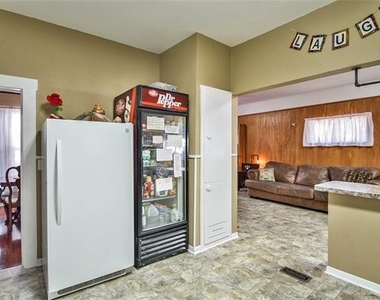 1147 W Frey Street - Photo Thumbnail 5