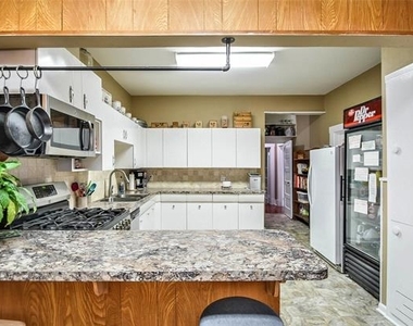 1147 W Frey Street - Photo Thumbnail 3