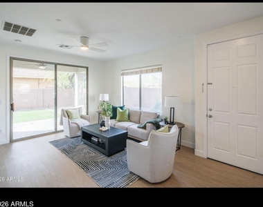 40130 N Thunder Hills Court - Photo Thumbnail 6