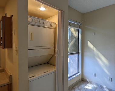 3535 W Tierra Buena Lane - Photo Thumbnail 18