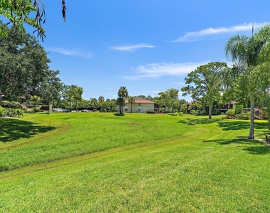 6531 Chasewood Drive - Photo Thumbnail 5