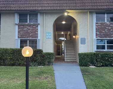 22735 Sw 66th Avenue - Photo Thumbnail 7