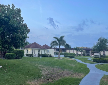 22735 Sw 66th Avenue - Photo Thumbnail 6