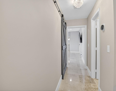 122 Andrews Avenue - Photo Thumbnail 25