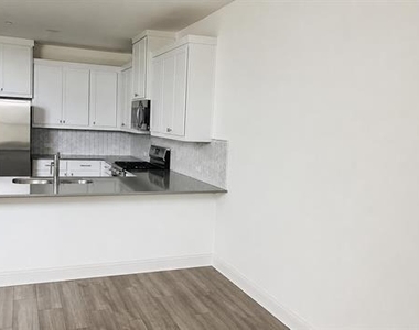 11402 Sugarlands Drive - Photo Thumbnail 3