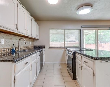 5316 N Colony Boulevard - Photo Thumbnail 6