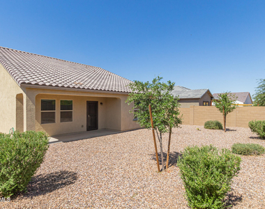 2415 E San Miguel Drive - Photo Thumbnail 23