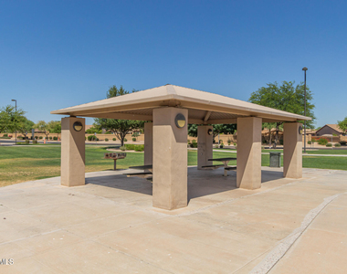 2415 E San Miguel Drive - Photo Thumbnail 35