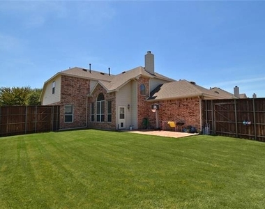 4401 Caledonia Creek Lane - Photo Thumbnail 20