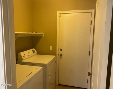 3441 E Anika Court - Photo Thumbnail 11