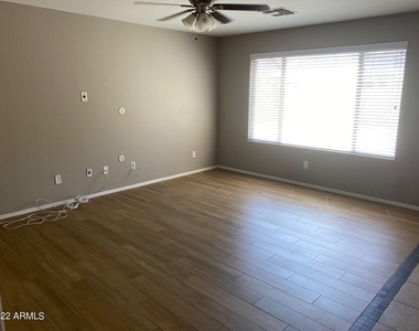 3441 E Anika Court - Photo Thumbnail 8
