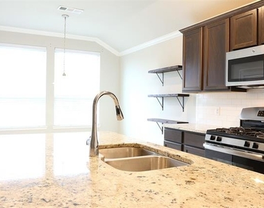 1108 Kingston Court - Photo Thumbnail 2