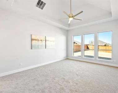 552 Horsetail Way - Photo Thumbnail 27
