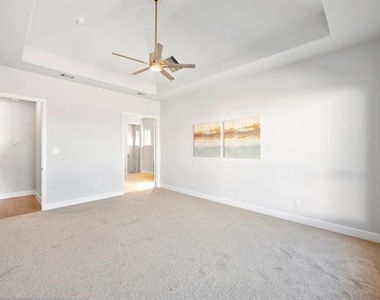 552 Horsetail Way - Photo Thumbnail 28