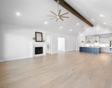 552 Horsetail Way - Photo Thumbnail 23