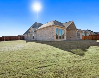 552 Horsetail Way - Photo Thumbnail 37