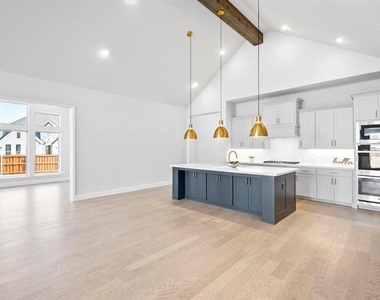 552 Horsetail Way - Photo Thumbnail 16