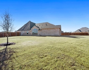 552 Horsetail Way - Photo Thumbnail 36