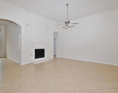 11398 Caladium Lane - Photo Thumbnail 5