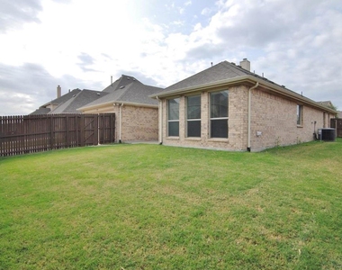 11398 Caladium Lane - Photo Thumbnail 23