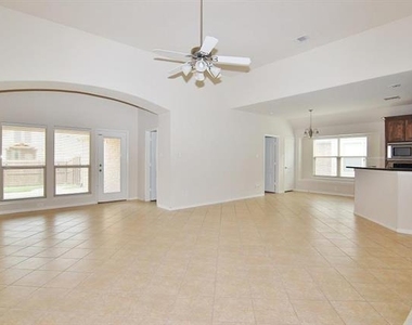 11398 Caladium Lane - Photo Thumbnail 7