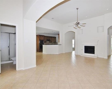 11398 Caladium Lane - Photo Thumbnail 6