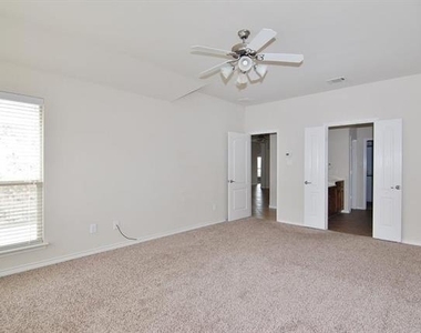 11398 Caladium Lane - Photo Thumbnail 14