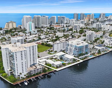 741 Bayshore Drive - Photo Thumbnail 2