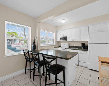 741 Bayshore Drive - Photo Thumbnail 6