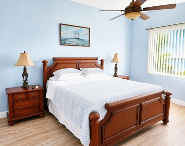 32 W Harbour Isle Dr Drive W - Photo Thumbnail 22