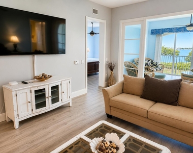 32 W Harbour Isle Dr Drive W - Photo Thumbnail 19